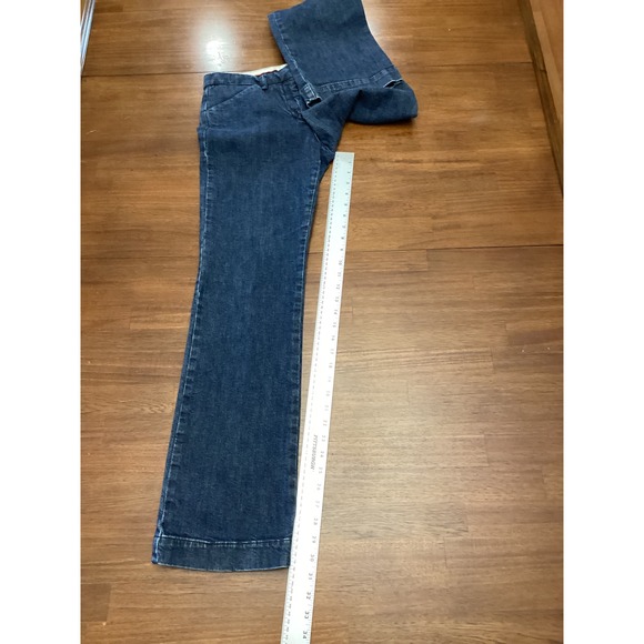 The Limited Womens Dark Wash Flare Leg Denim Jeans Size 6 small flaw - Picture 4 of 10